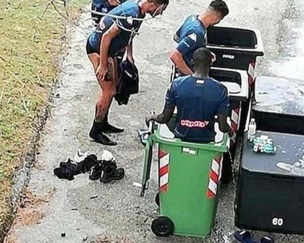 Napoli Bidoni Spazzatura