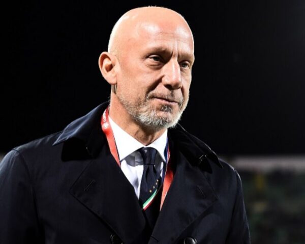 OK Vialli Nazionale Sampdoria Bacio Pallone