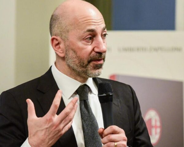 Milan Gazidis Superlega