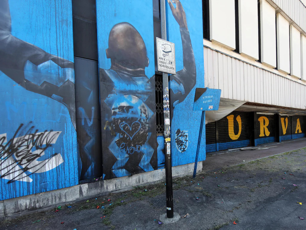 inter lukaku tifosi murales