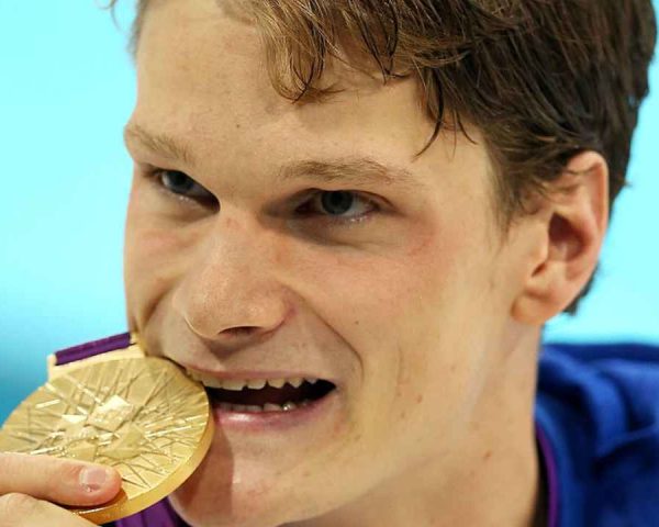 Nuoto: Arrestato 