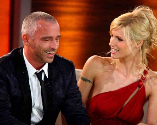 Eros Ramazzati Abbraccia Nuovamente Michelle Hunziker