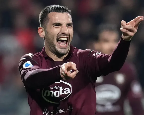 Calciomercato Sampdoria Milan Bonazzoli Salerno