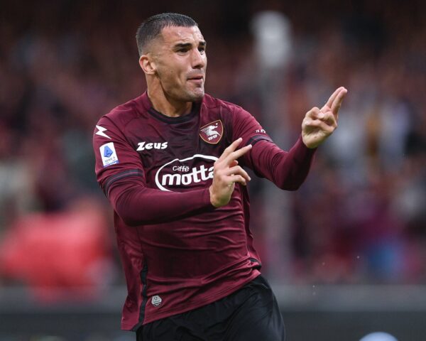 Sampdoria-esultanza-bonazzoli-2