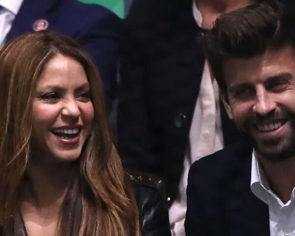 Shakira Attacca Piquè