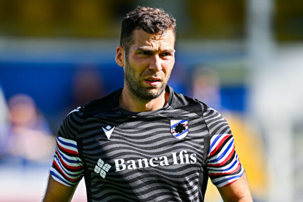 Sampdoria Como Kasami Pirlo
