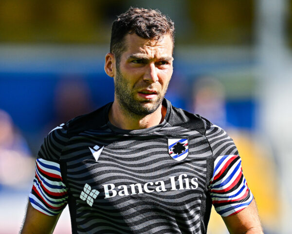 Sampdoria Como Kasami Pirlo Catanzaro Verre