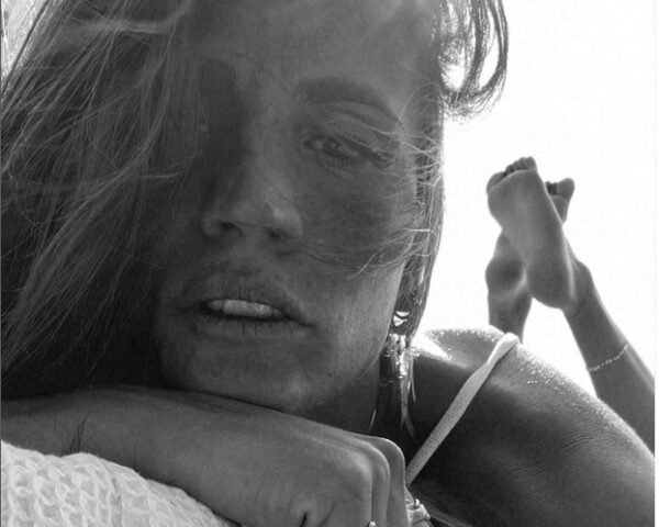 Carolina Marcialis Specchio Sexy