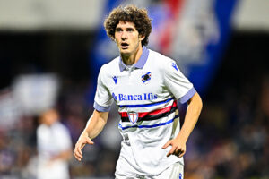 Calciomercato Sampdoria, Foti rispolvera Stefano Girelli: una nuova panchina ma la sua storia a Genova non cambia Calciomercato Sampdoria Foti Girelli Genova