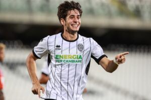 Calciomercato Sampdoria, Cristian Shpendi può lasciare Cesena: nuova occasione per Mancini e Fredberg? La situazione calciomercato sampdoria cristian shpendi pisa