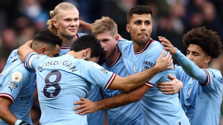 Premier League, ufficializzata le violazioni del Manchester City: da ricavi a gonfiati costi ridotti. Le cifre Manchester e Chanpions
