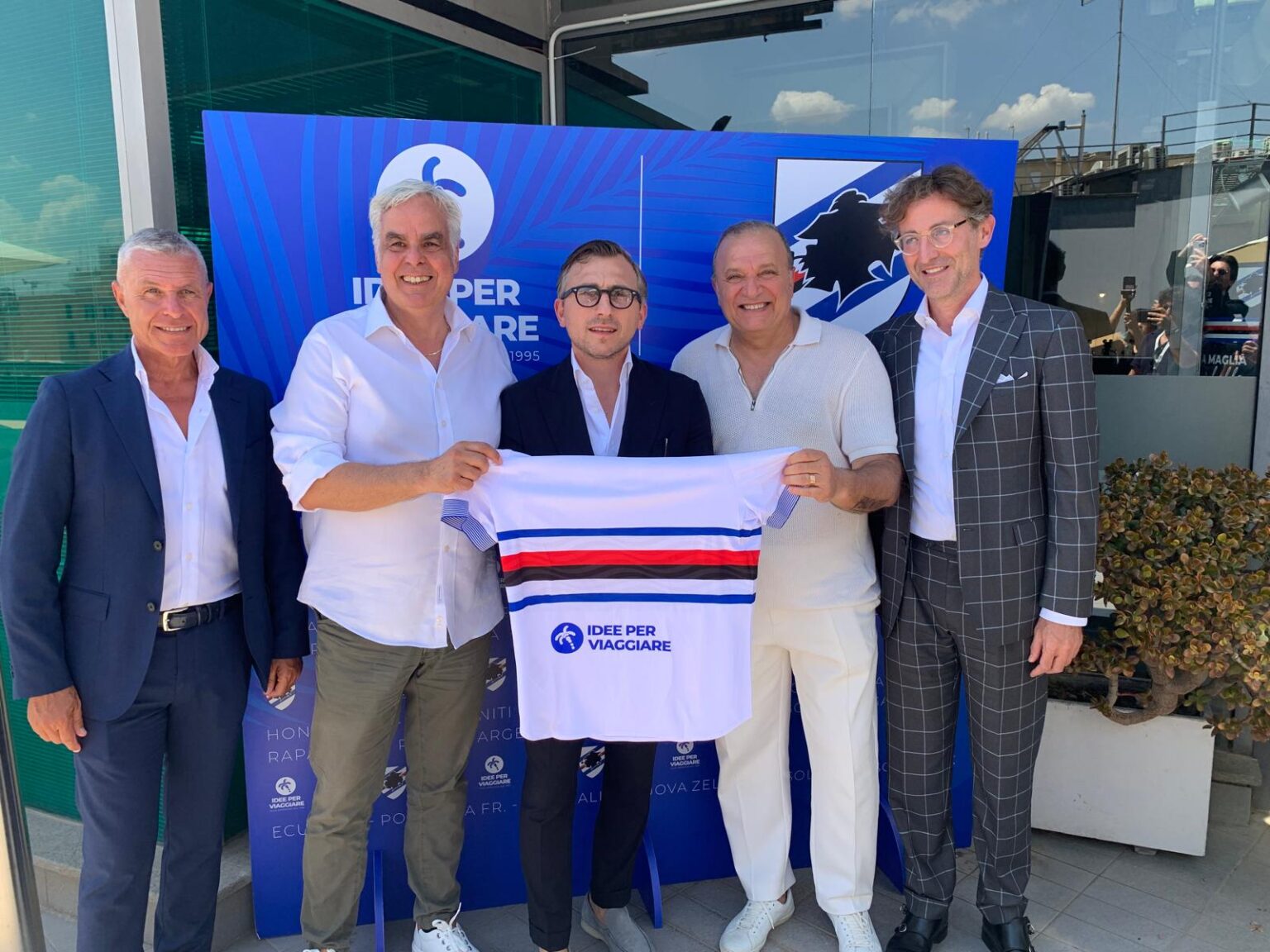 idee per viaggiare sponsor sampdoria
