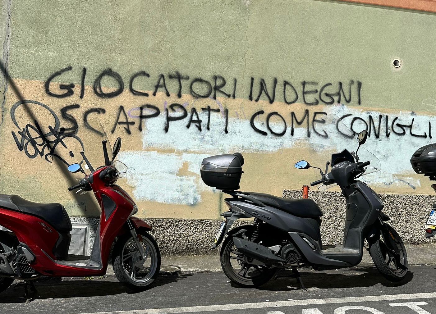 Retrocessione Sampdoria Bogliasco striscioni scritte