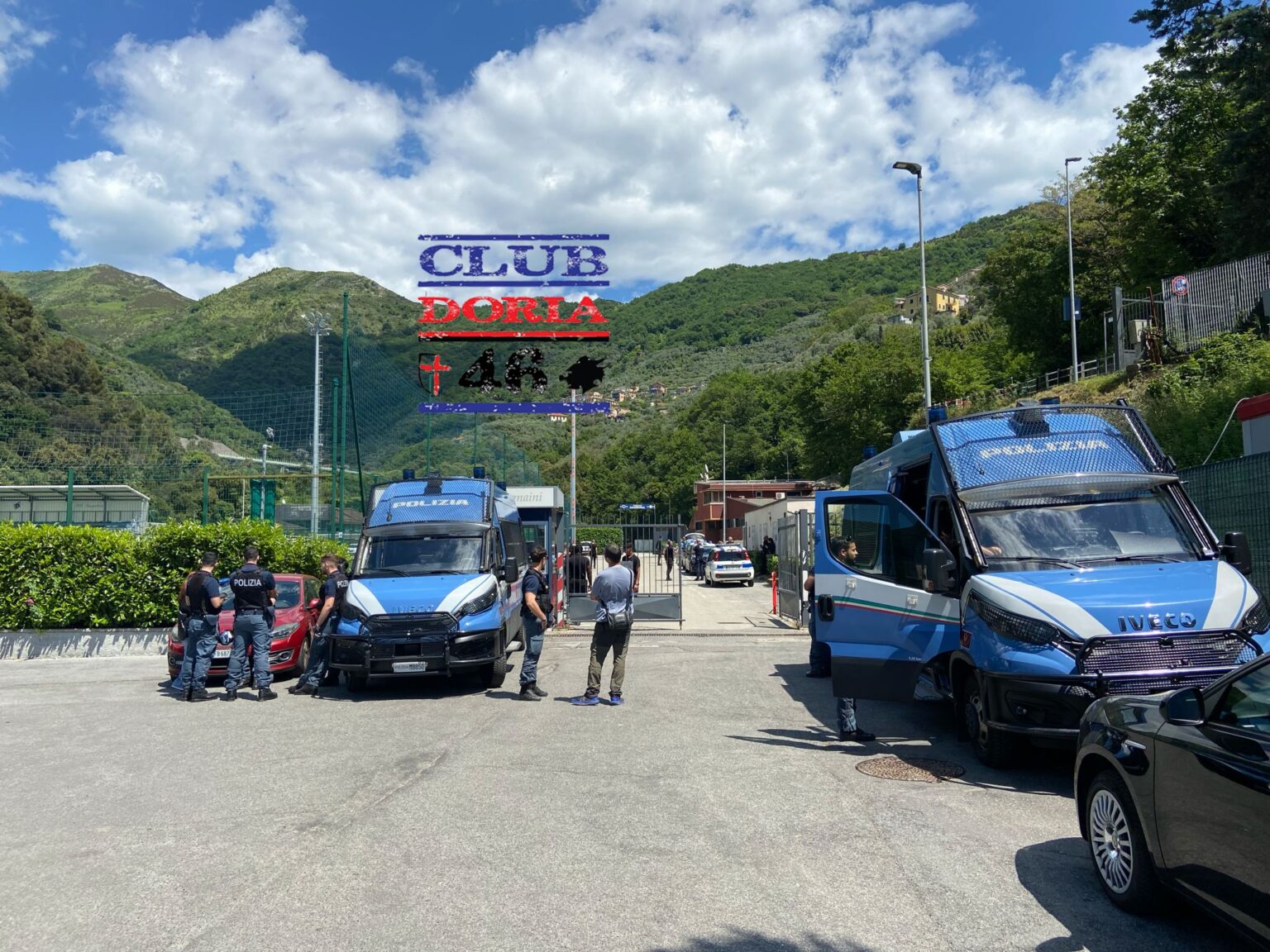 FOTO – Sampdoria, nuovo striscione de La Sud contro Massimo Mutarelli. Ora cosa farà Bernardo Corradi? Sampdoria striscione La Sud Mutarelli Corradi
