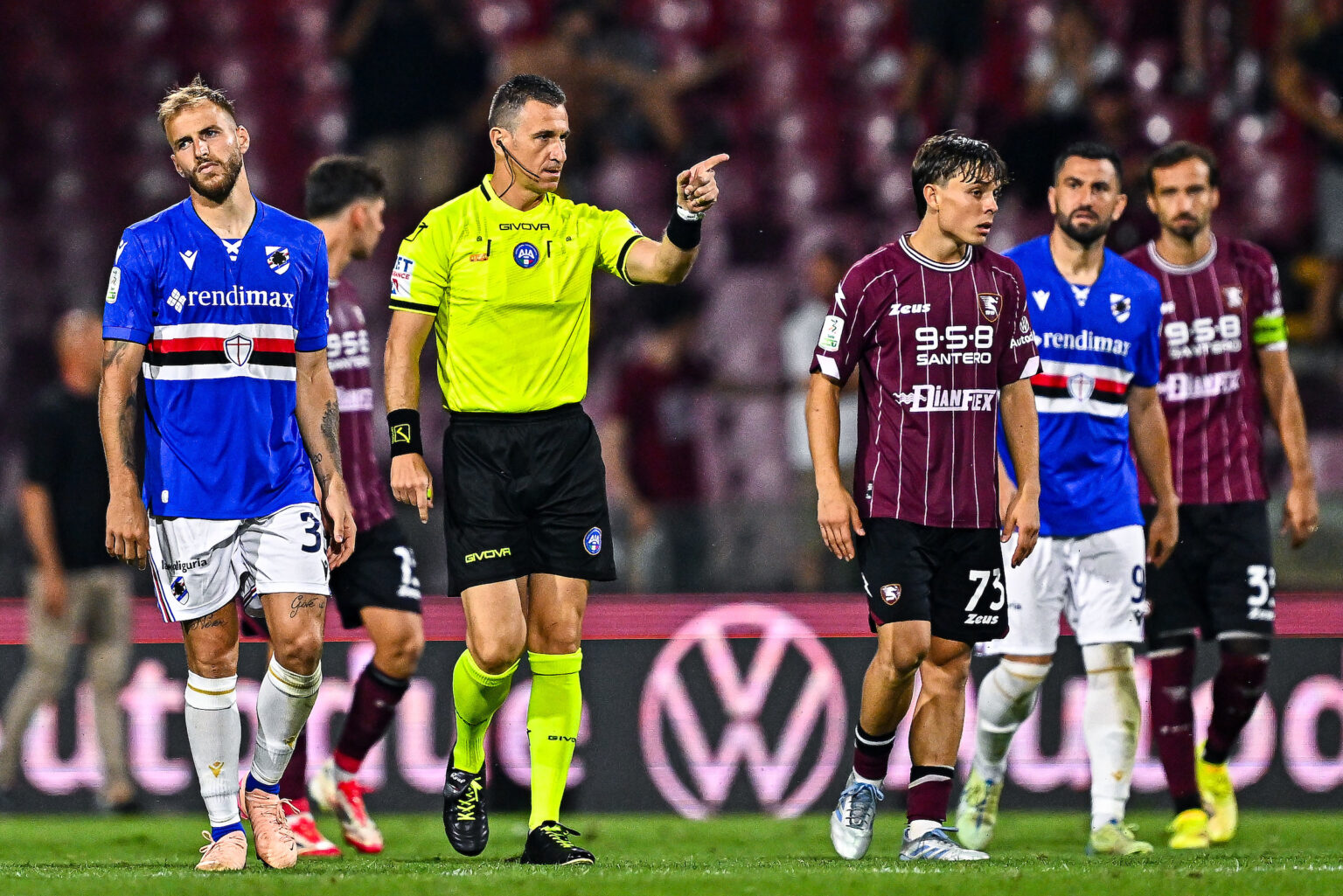 salernitana sampdoria sospesa
