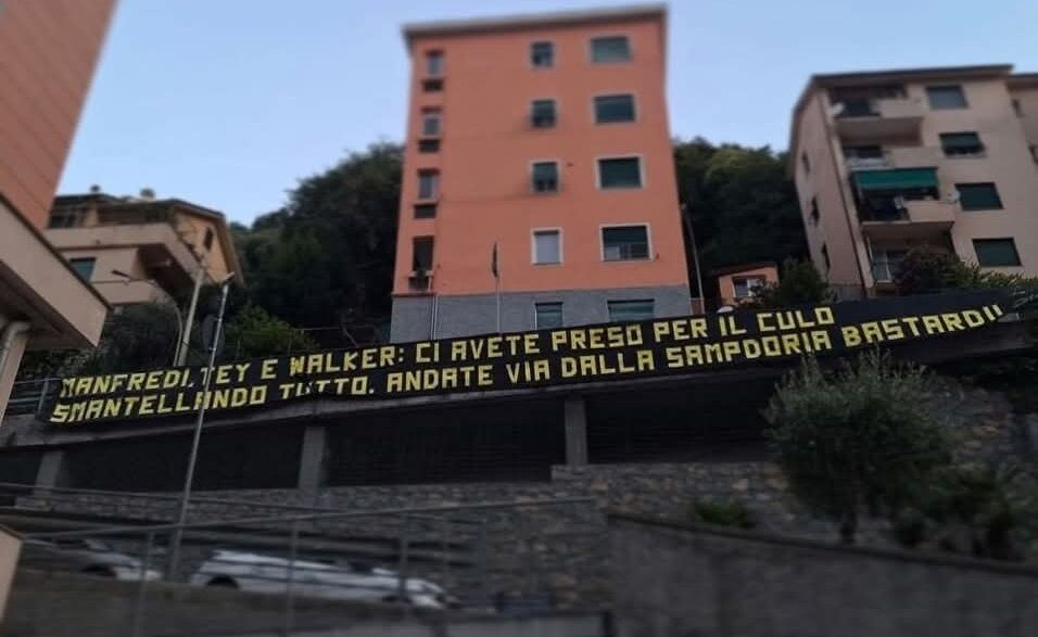 la sud striscione manfredi sampdoria tey walker