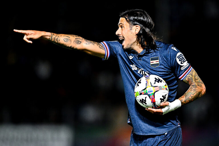 VIDEO – Sampdoria, Lorenzo Venuti torna al Luigi Ferraris e festeggia con i suoi compagni Sampdoria Venuti Luigi Ferraris