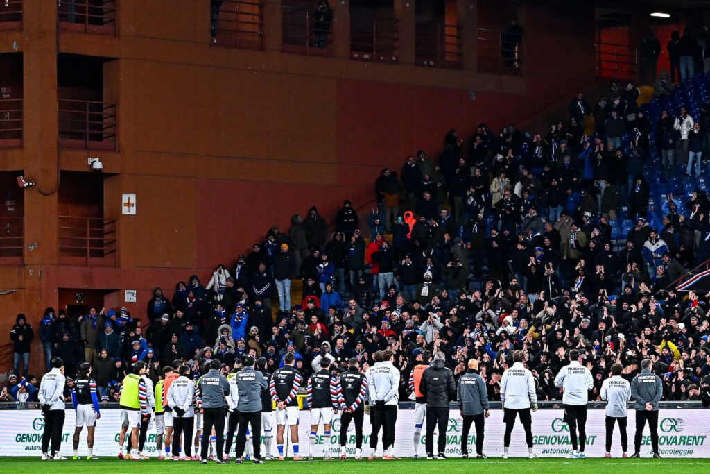 VIDEO – L’urlo di battaglia de La Sud per la Sampdoria! battaglia La Sud Sampdoria