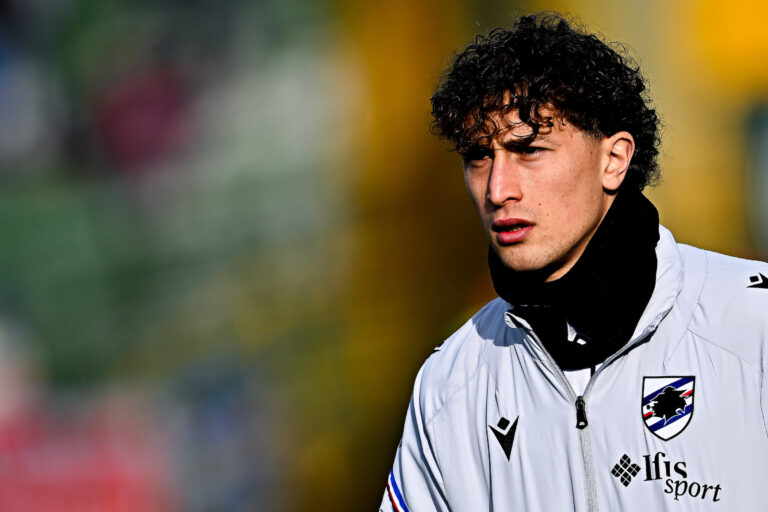 Sampdoria Esposito derby