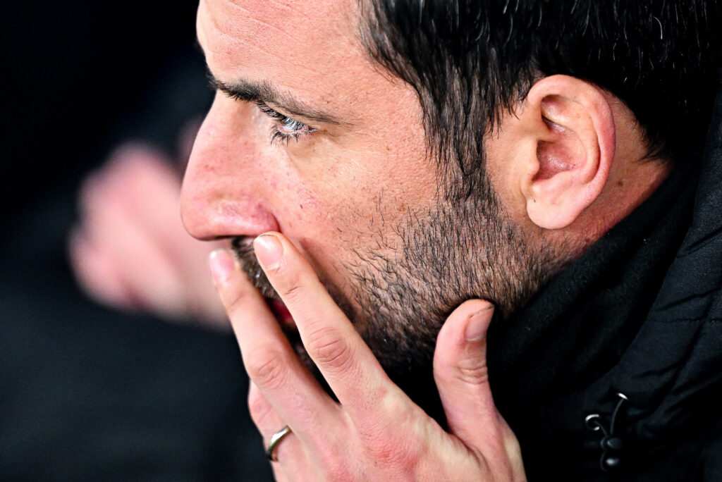 SOCIAL ClubDoria46 – Panchina Sampdoria, la società esonera Salvatore Foti: i tifosi festeggiano. I commenti