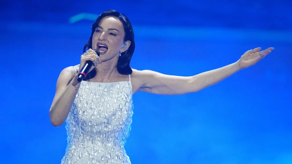 Festival di Sanremo 2026 – la sinfonia della discordia tra Serena Brancale e Arisa Festival di Sanremo 2026 Serena Brancale Arisa