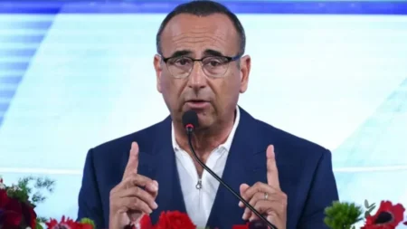 Festival di Sanremo 2026, caos ad un passo dalla fine, due concorrenti hanno minacciato l’addio…