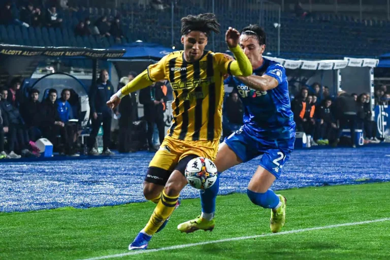 Playoff Serie Bkt – la rovesciata di Kevin Zeroli manda avanti la Juve Stabia