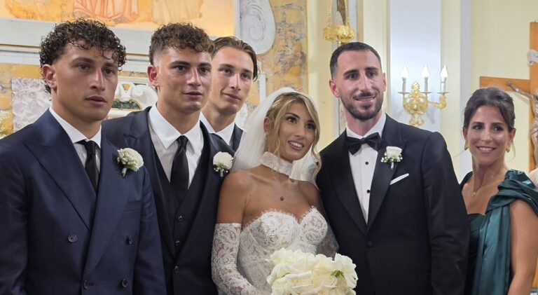SOCIAL – Sampdoria, festa in casa Esposito per il matrimonio di Annamaria. E i fratelli… I post Sampdoria matrimonio Esposito