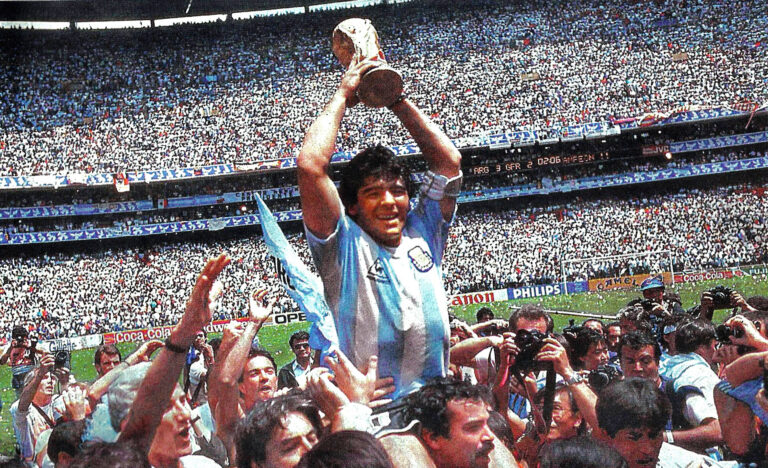 Mondiale 2026, si torna allo stadio Azteca che fu teatro della partita del Secolo e dello storico goal di Diego Maradona Mondiale 2026 Azteca Secolo Maradona