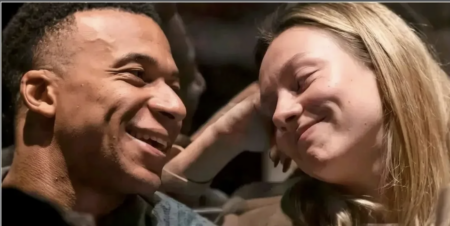 Vacanze amore Italia Mbappe Exposito