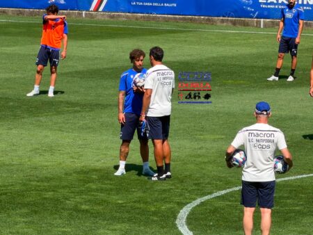 Sampdoria, faccia a faccia tra Bernardo Corradi e Salvatore Esposito. Il motivo è sempre lo stesso…