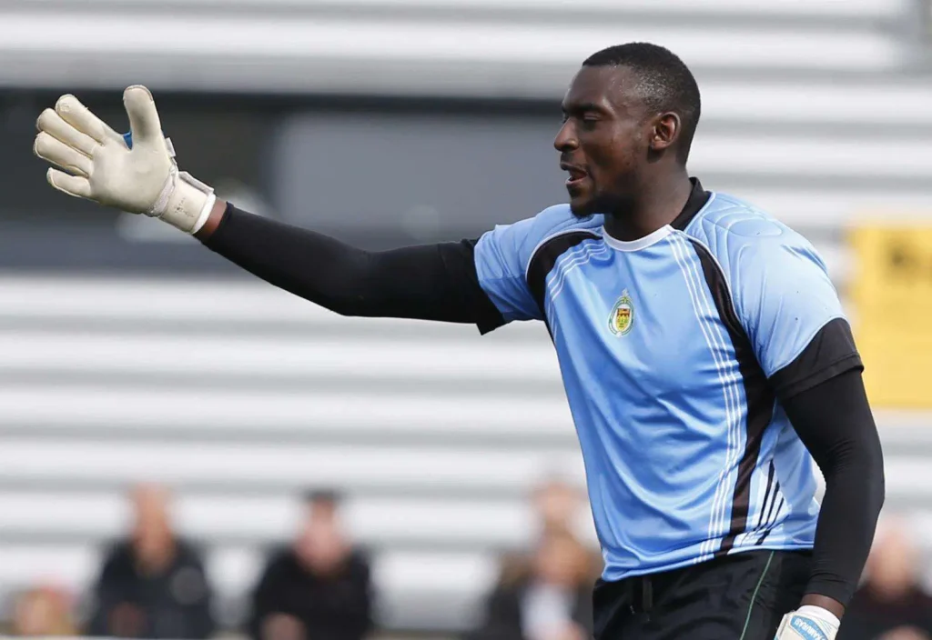 Inghilterra, dalla nona serie a sovrano del Tooro: la storia del portiere George Desmond Kamurasi Inghilterra Tooro Kamurasi