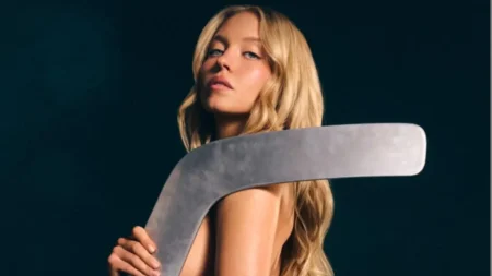 Sydney Sweeney posa nuda e fa infuriare le femministe dello sport